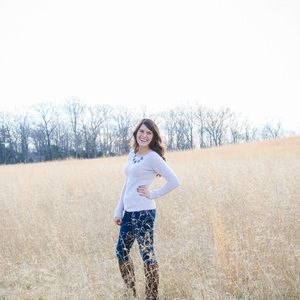 Meet your Posher, Rhya